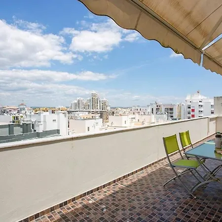 By The Duplex Apartment, Armacao De Pera, Algarve - Portugal 公寓 Armação de Pêra