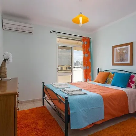 By The Duplex Apartment, Armacao De Pera, Algarve - Portugal * Armacao de Pera